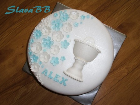 Torta "1.sv. prijímanie Alex- First Holy Communion " cesto: vanilkové plnka: čokoládová  ovocie: banány váha: 3,3 kg